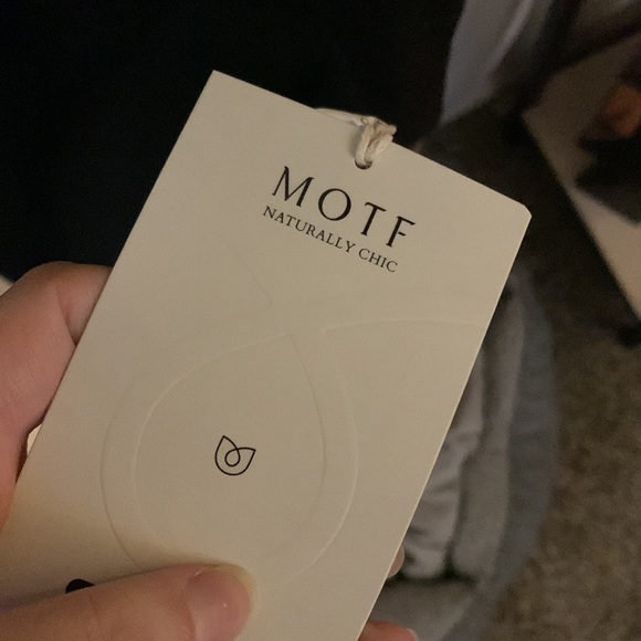 MOTF Premium Wool Mix dress - Picture 8 of 8